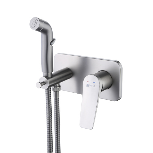 Смеситель с гигиеническим душем, встраиваемый Lemark Bronx LM3720GM в Перми Смеситель с гигиеническим душем, встраиваемый Lemark Bronx LM3720GM в Перми
